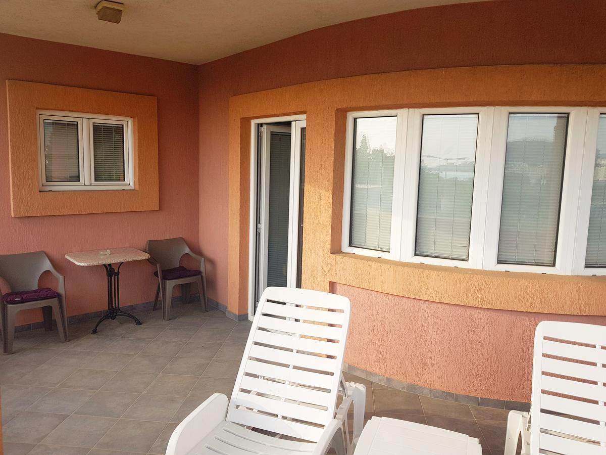 Guest House-Md Bar Exterior foto